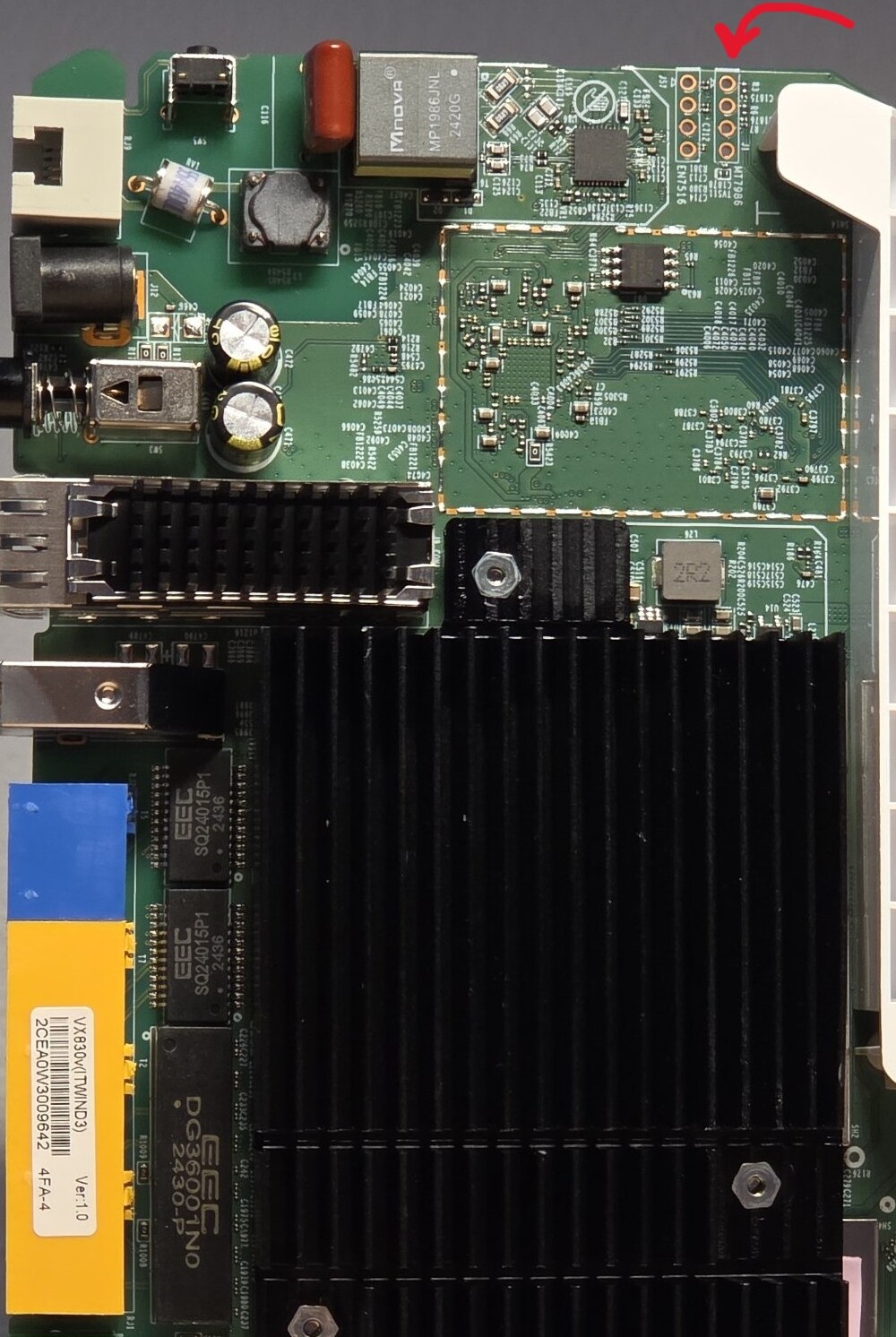 PCB del VX830v con pin TTL